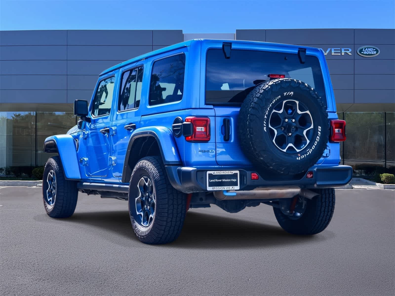 Thumbnail: 2022 Jeep Wrangler - 6