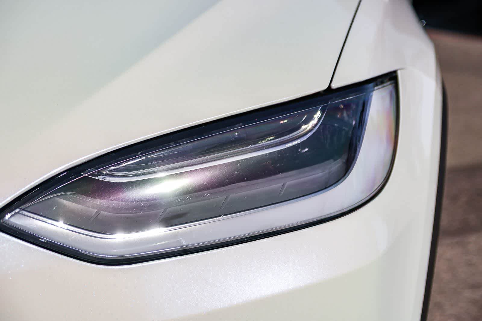 Thumbnail: 2023 Tesla Model X - 10