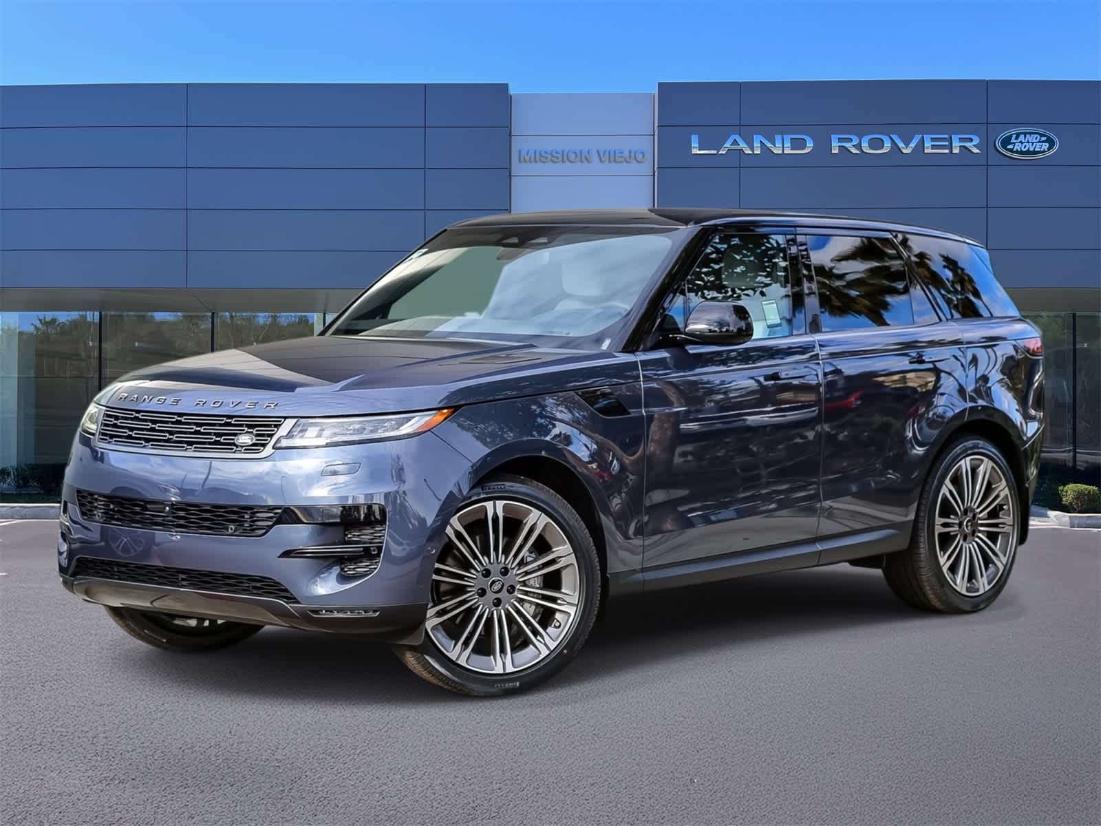 2025 Land Rover Range Rover Sport SE's photo