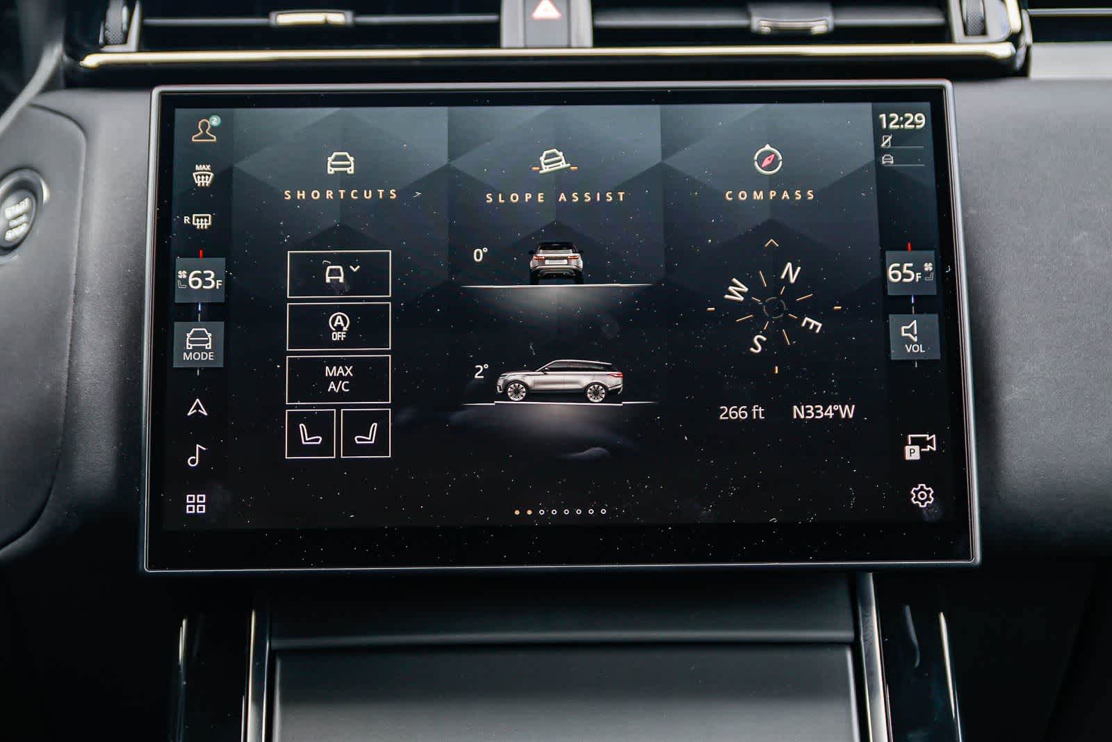 Thumbnail: 2025 Land Rover Range Rover Velar - 14