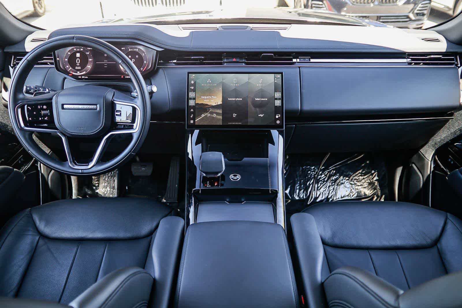 Thumbnail: 2025 Land Rover Range Rover Sport - 12