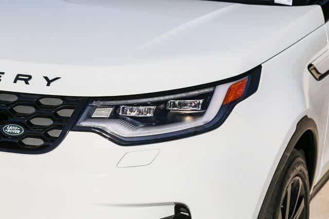 Thumbnail: 2025 Land Rover Discovery - 10