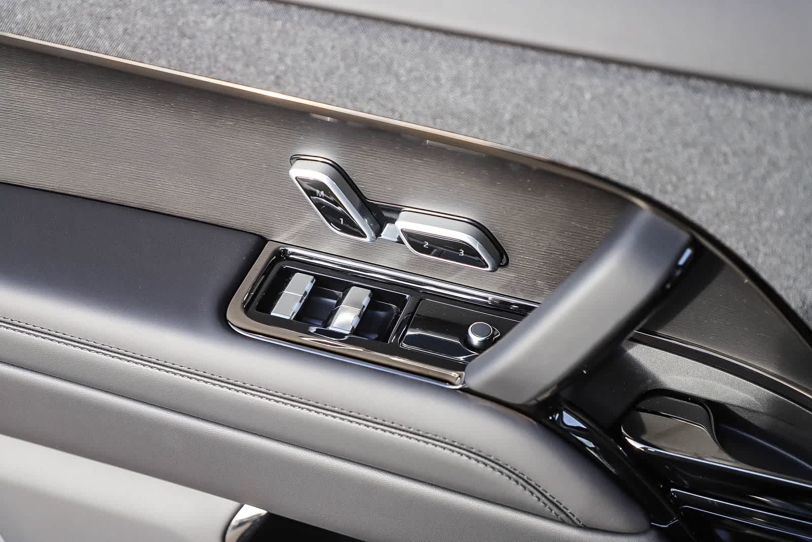 Thumbnail: 2026 Land Rover Range Rover Sport - 19