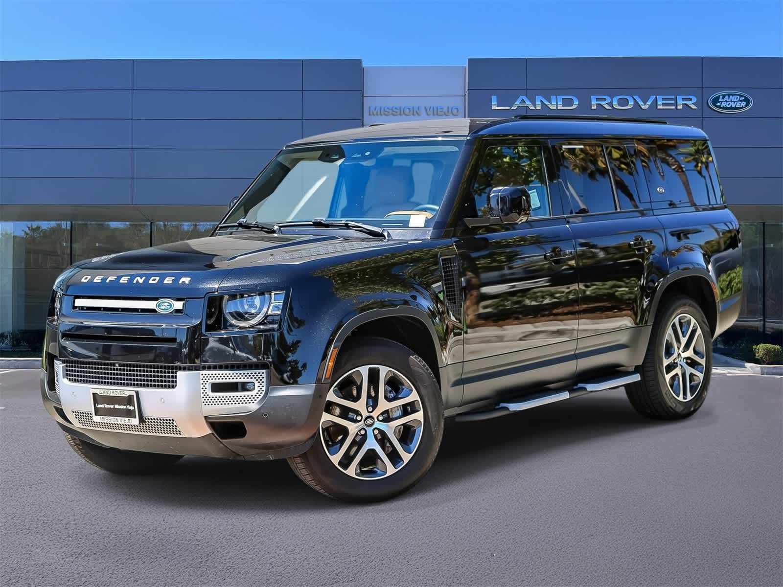 Thumbnail: 2023 Land Rover Defender - 1