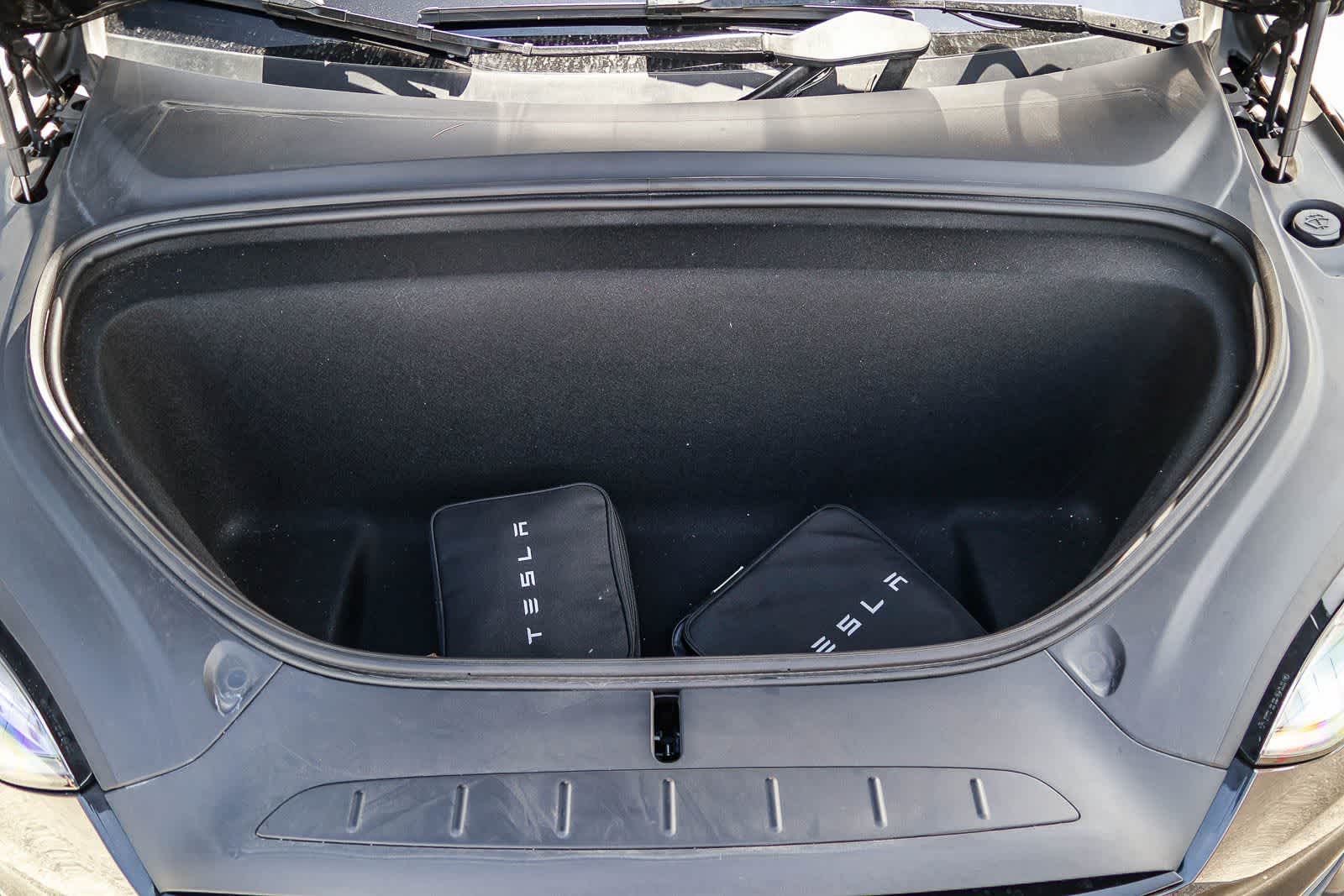 Thumbnail: 2024 Tesla Model X - 29