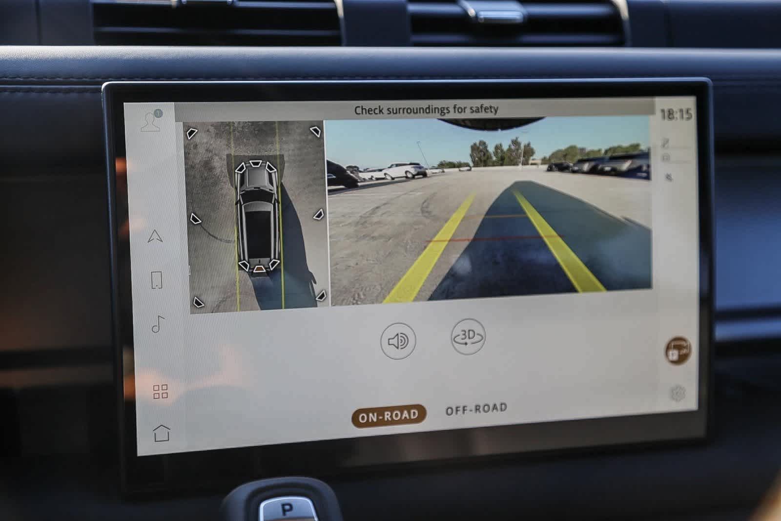 Thumbnail: 2025 Land Rover Defender - 23