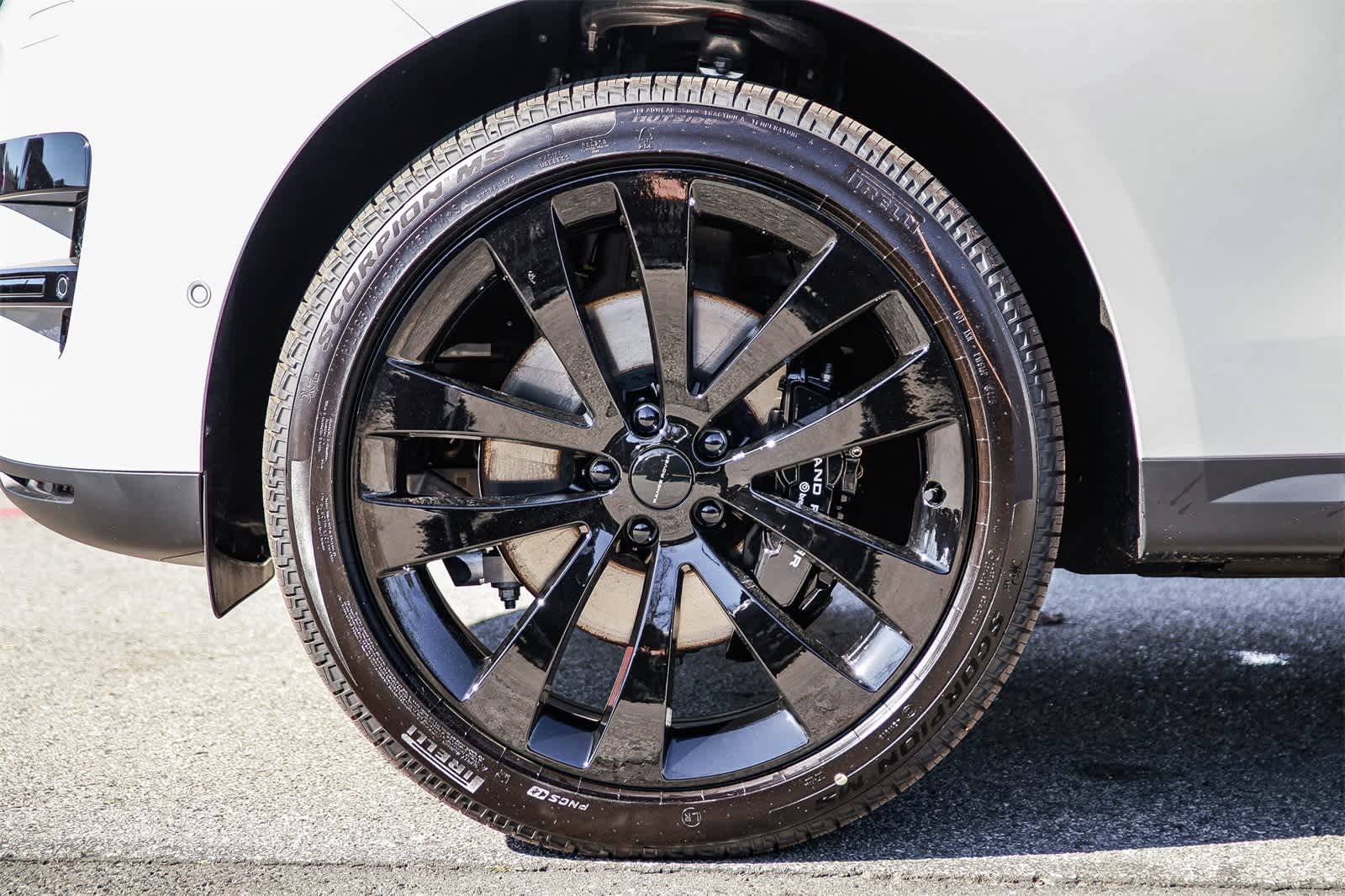 Thumbnail: 2026 Land Rover Range Rover Sport - 9