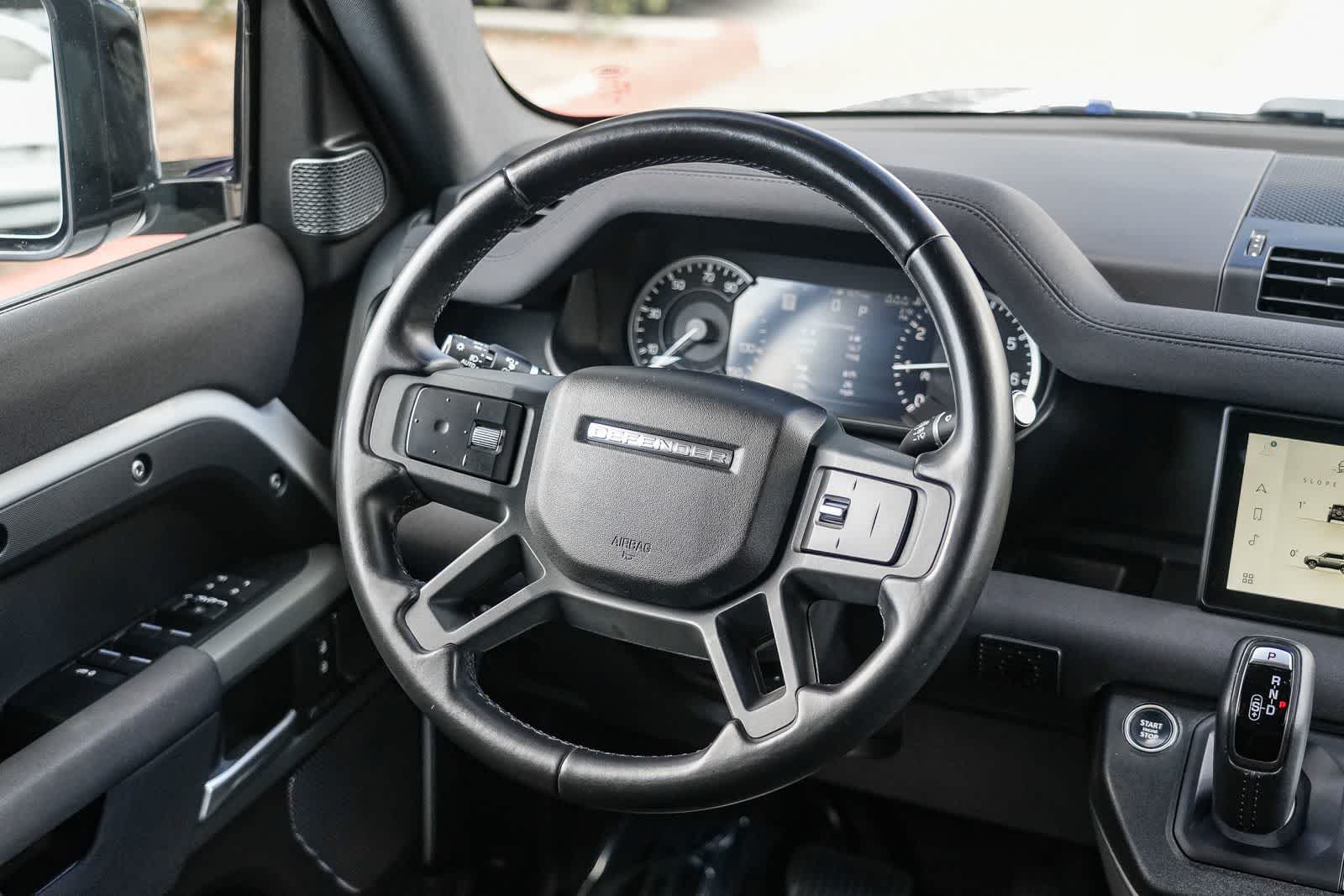 Thumbnail: 2023 Land Rover Defender - 14