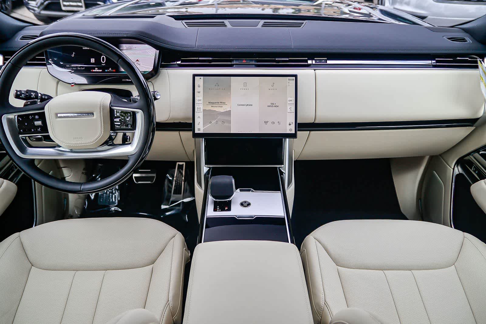 Thumbnail: 2026 Land Rover Range Rover - 12