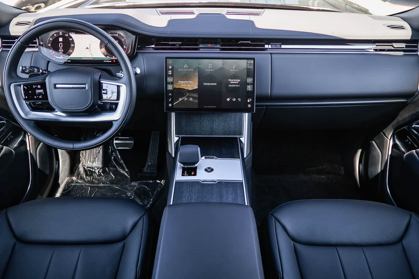 Thumbnail: 2026 Land Rover Range Rover - 12