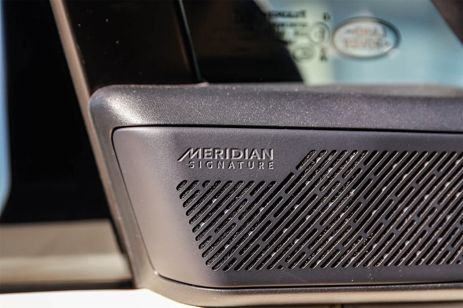 Thumbnail: 2022 Land Rover Range Rover - 25