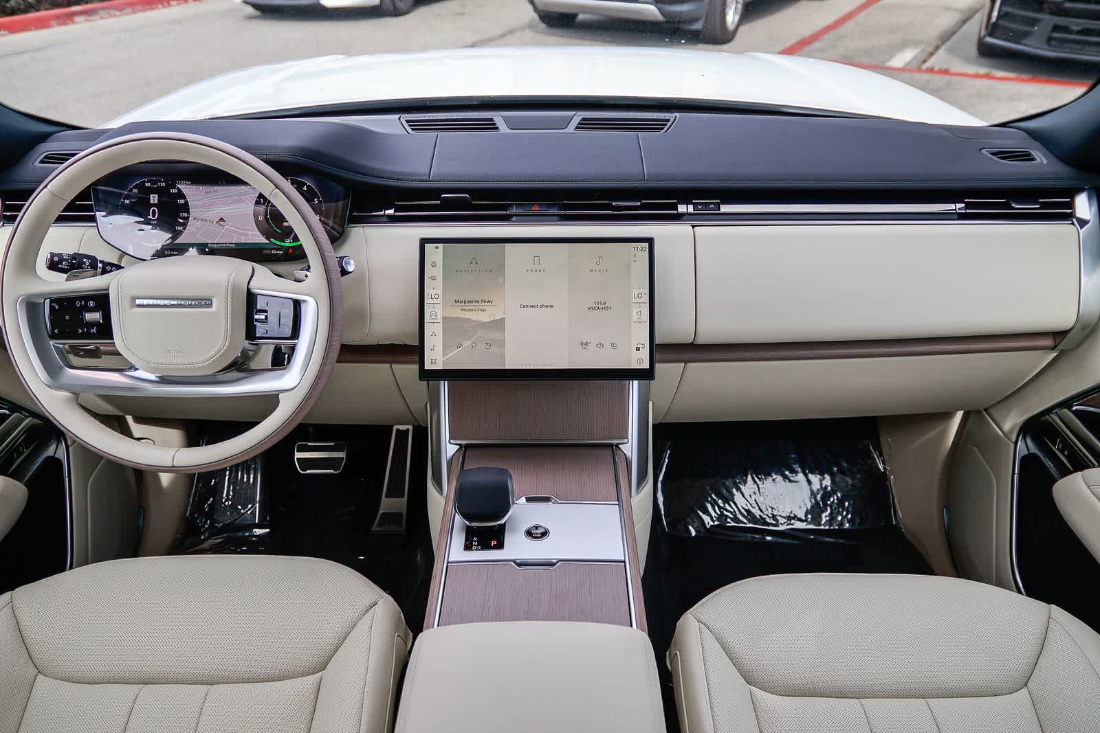 Thumbnail: 2026 Land Rover Range Rover - 12