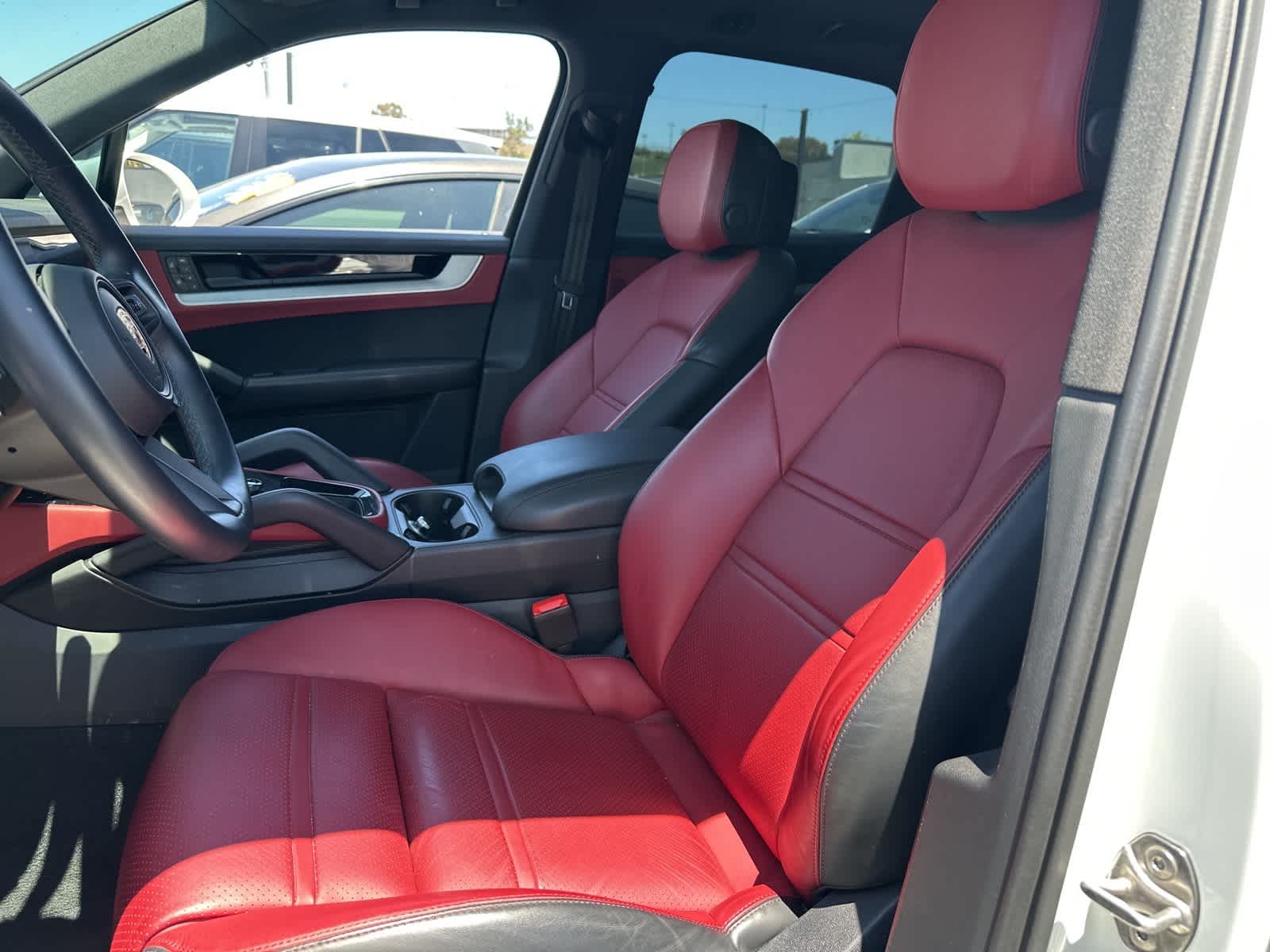 Thumbnail: 2024 Porsche Cayenne - 8