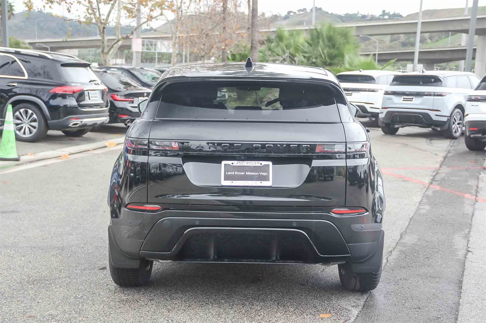 Thumbnail: 2026 Land Rover Range Rover Evoque - 7