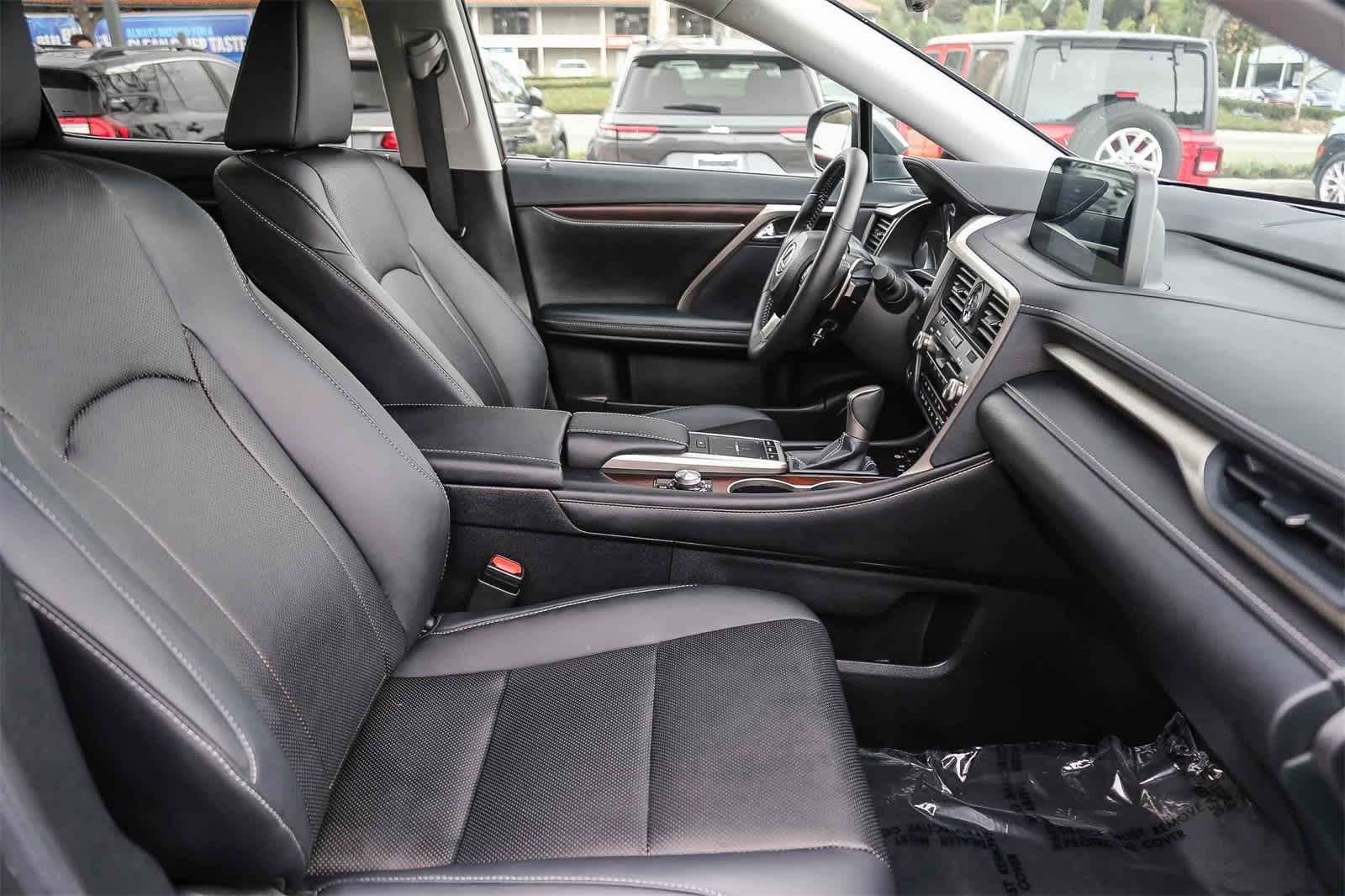 Thumbnail: 2022 Lexus RX - 17