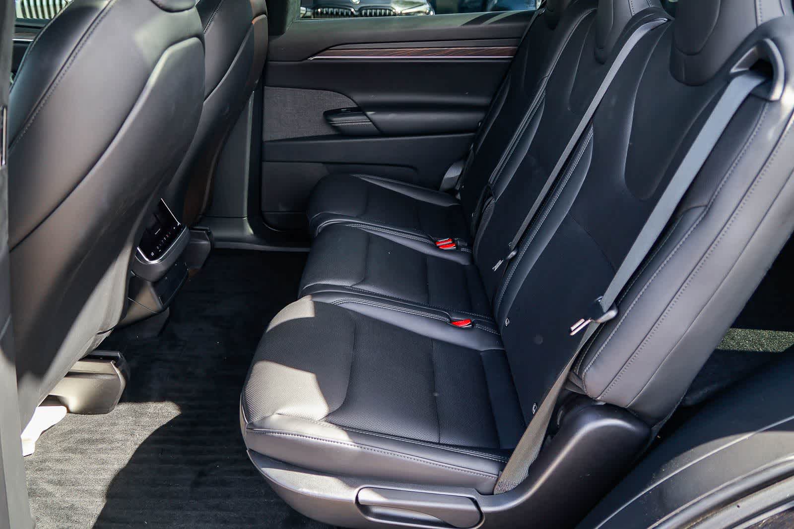 Thumbnail: 2024 Tesla Model X - 18