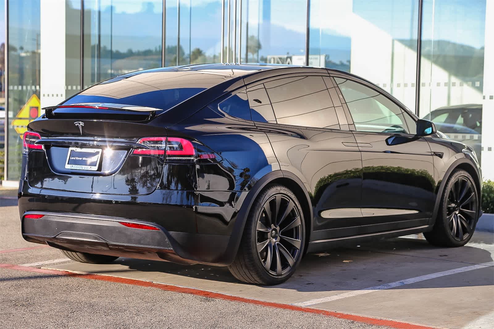 Thumbnail: 2022 Tesla Model X - 6