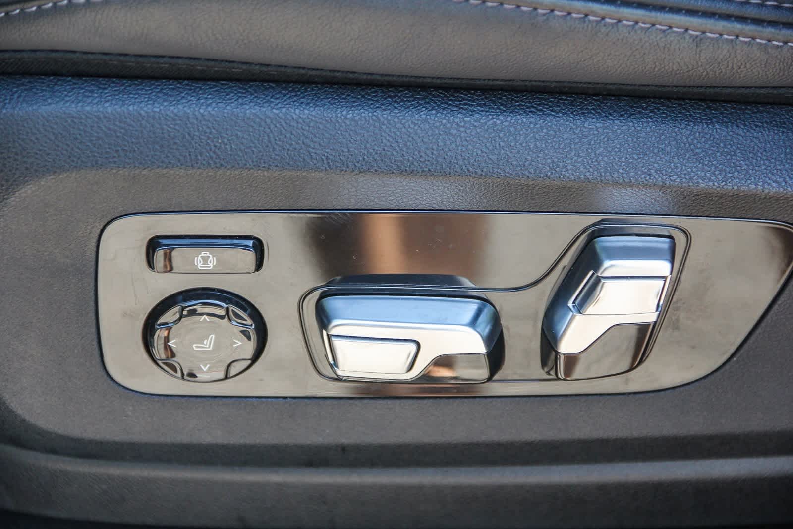 Thumbnail: 2023 BMW X7 - 19