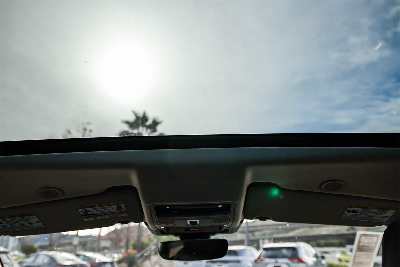 Thumbnail: 2025 Land Rover Discovery Sport - 16