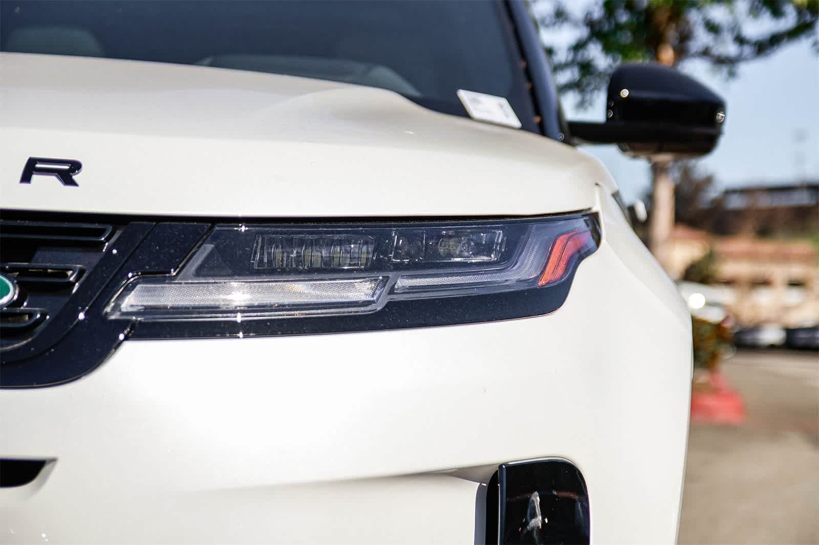 Thumbnail: 2026 Land Rover Range Rover Evoque - 10
