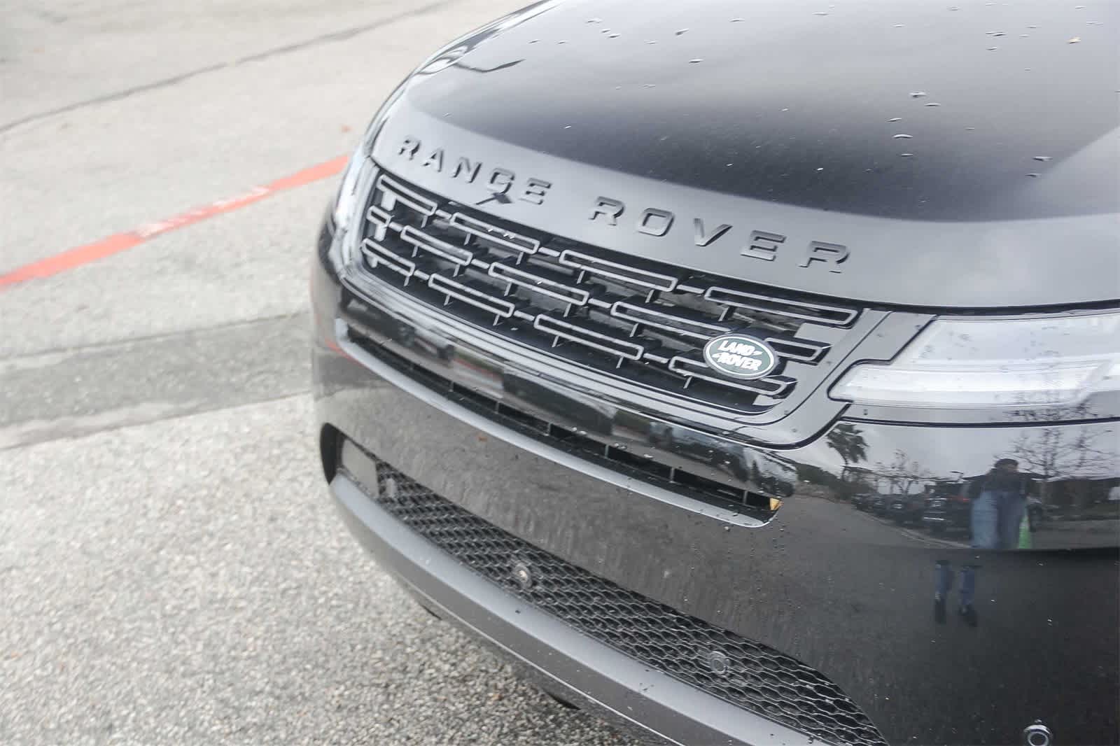 Thumbnail: 2026 Land Rover Range Rover Evoque - 11