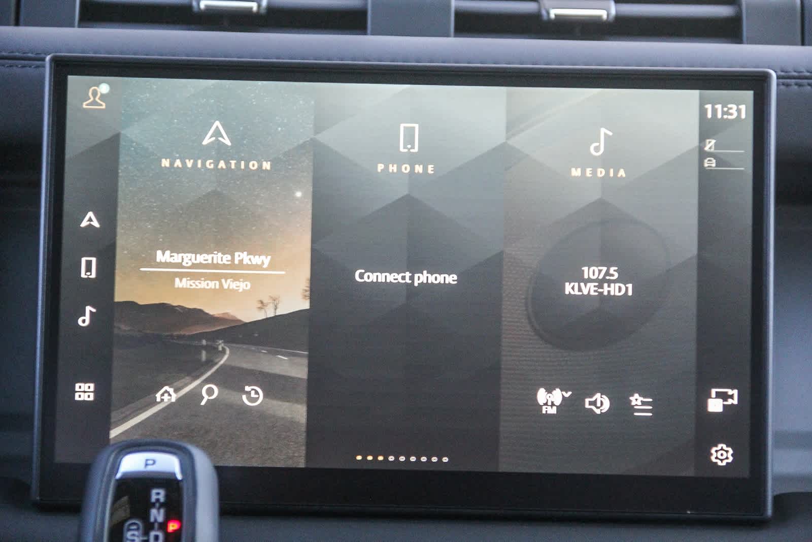 Thumbnail: 2025 Land Rover Defender - 14