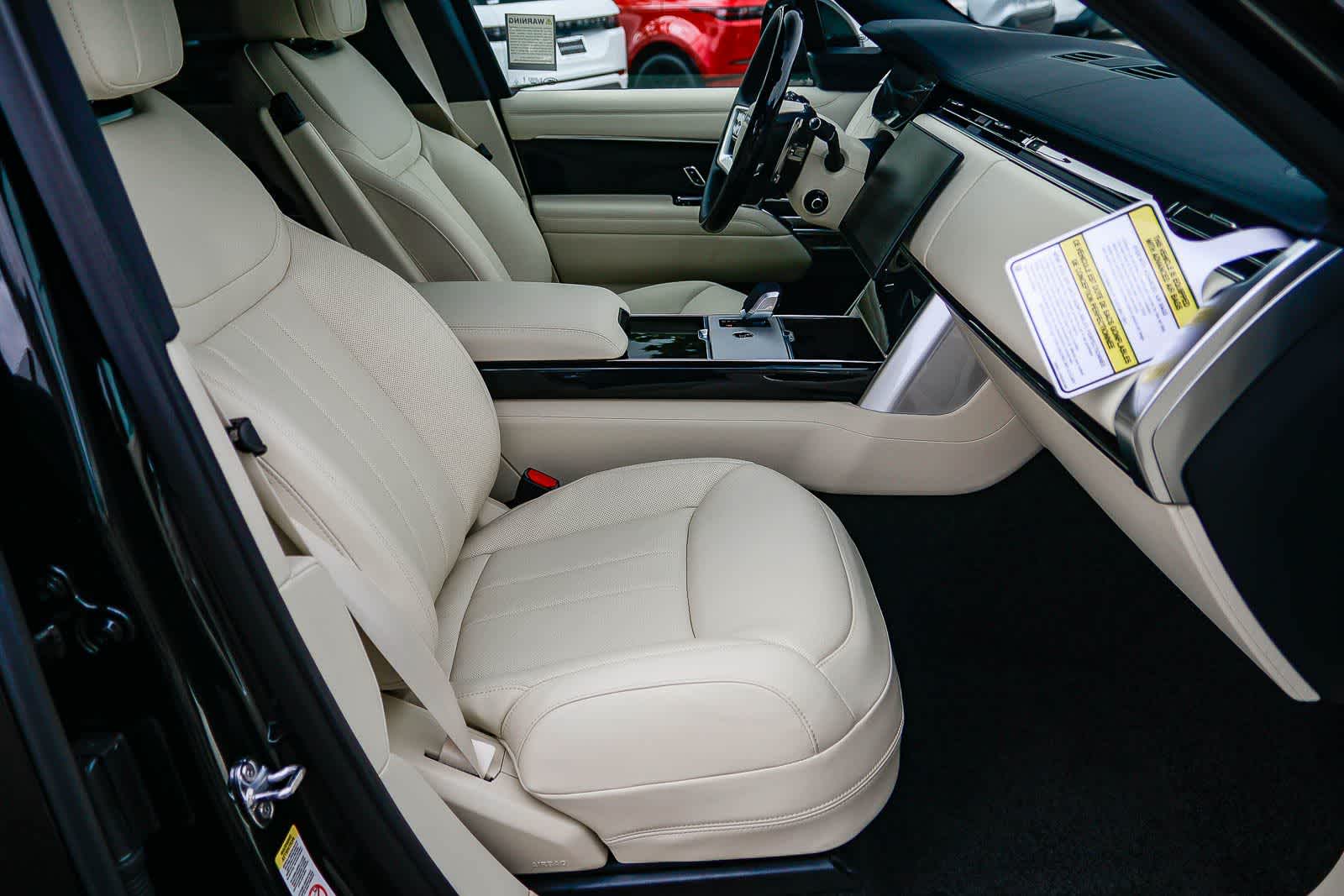 Thumbnail: 2026 Land Rover Range Rover - 17