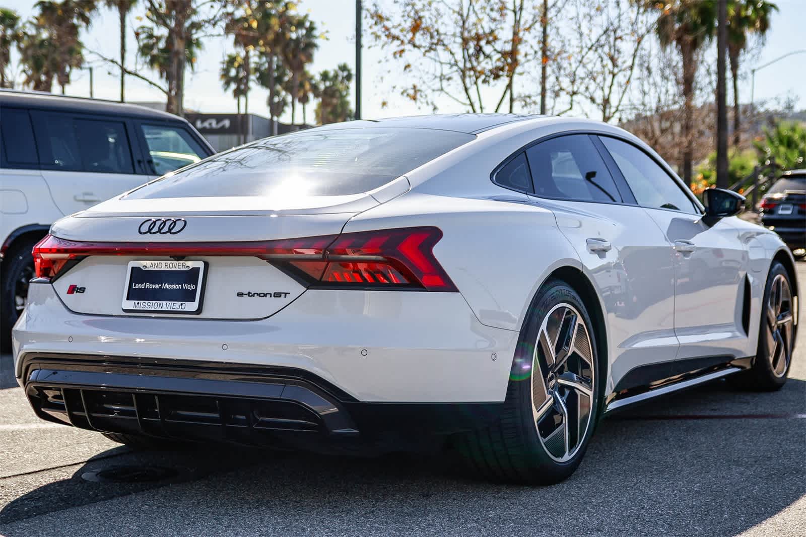 Thumbnail: 2024 Audi RS e-tron GT - 4