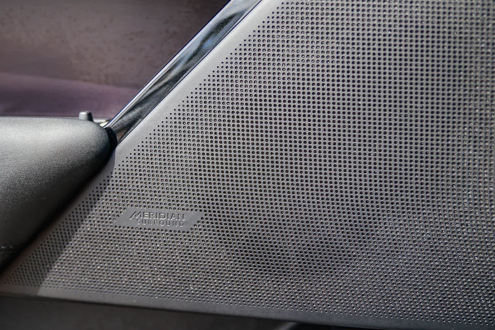 Thumbnail: 2026 Land Rover Range Rover Velar - 18