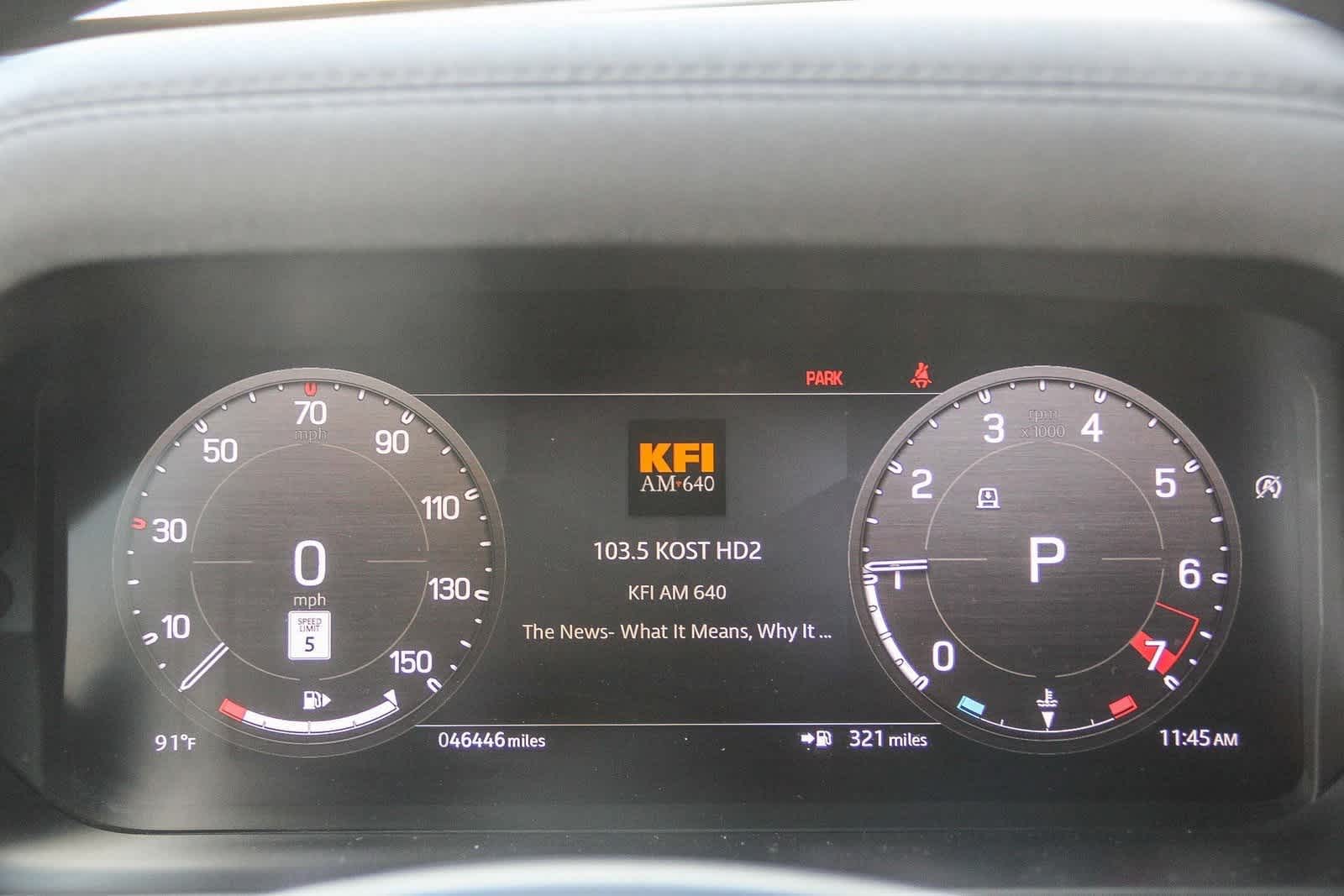 Thumbnail: 2023 Land Rover Defender - 24