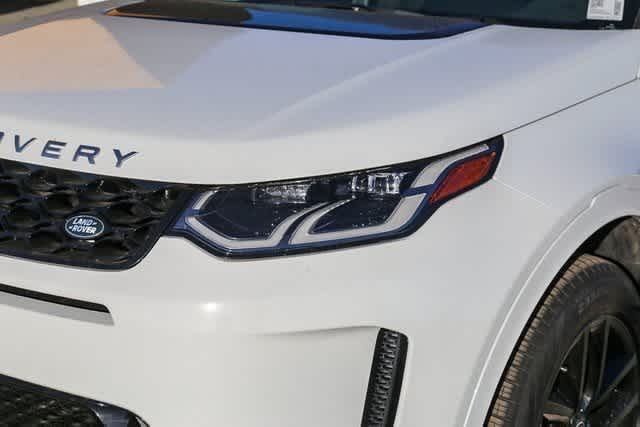 Thumbnail: 2024 Land Rover Discovery Sport - 10