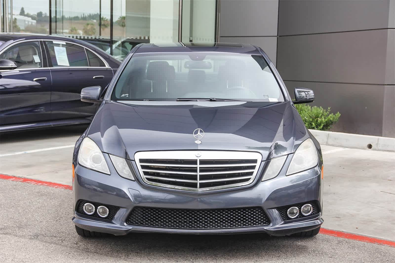 Thumbnail: 2010 Mercedes-Benz E-Class - 2