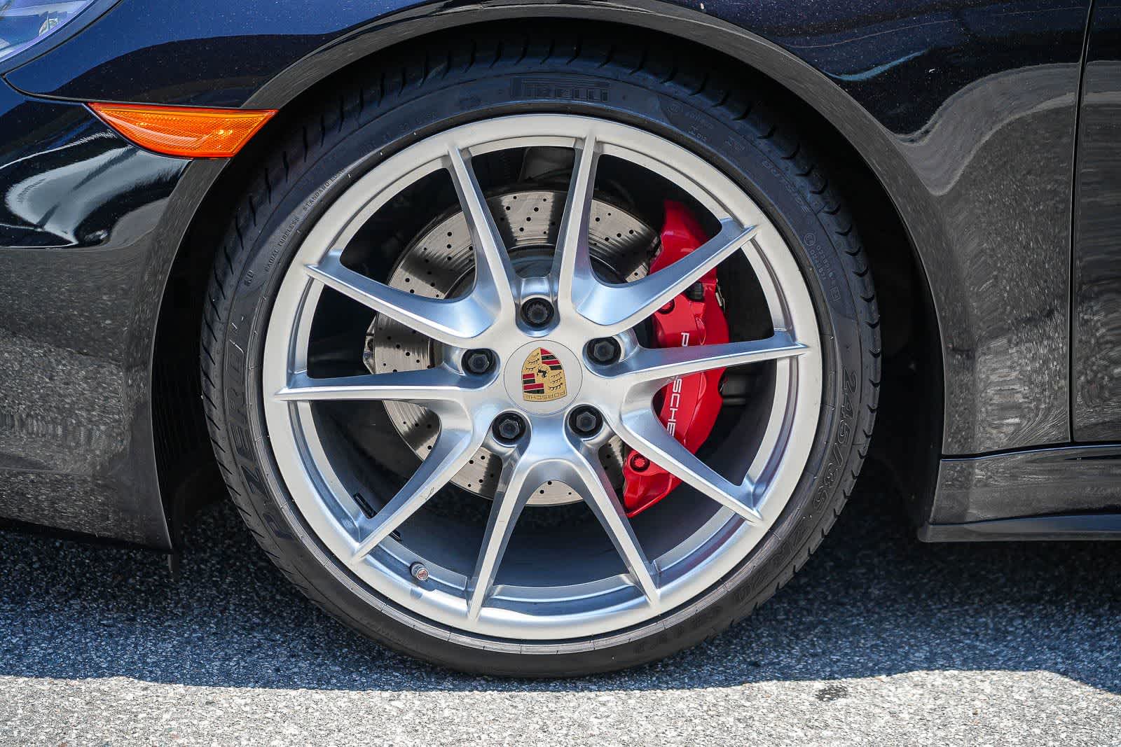 Thumbnail: 2015 Porsche 911 - 8