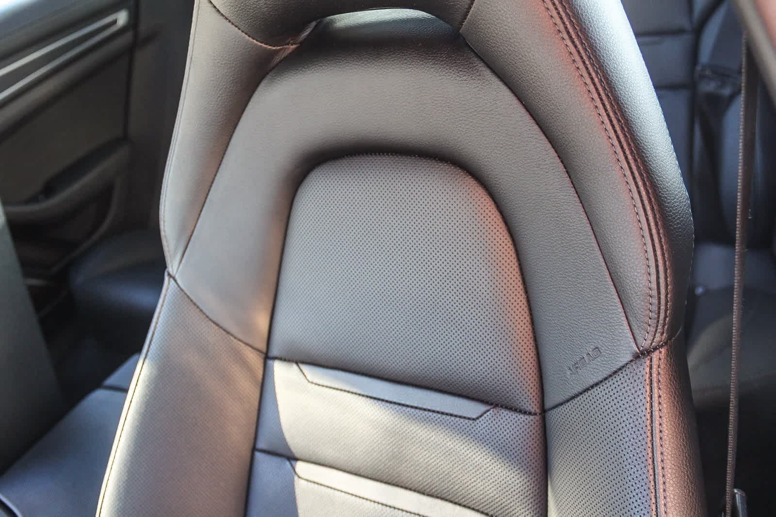 Thumbnail: 2023 Porsche Panamera - 24