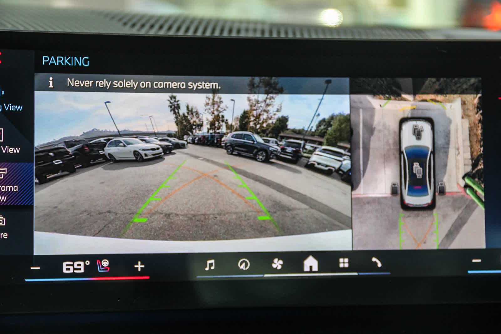 Thumbnail: 2024 BMW i5 - 25