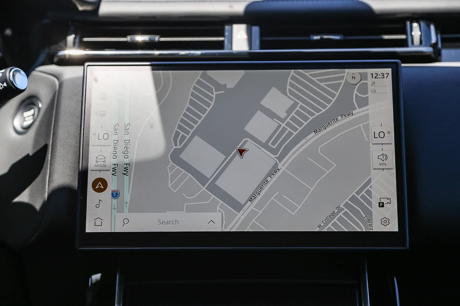 Thumbnail: 2026 Land Rover Range Rover Velar - 12