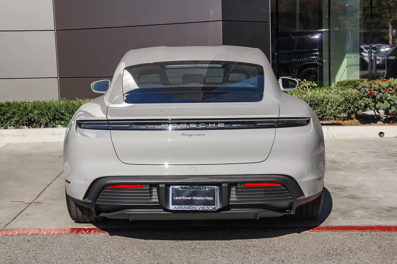 Thumbnail: 2025 Porsche Taycan - 9