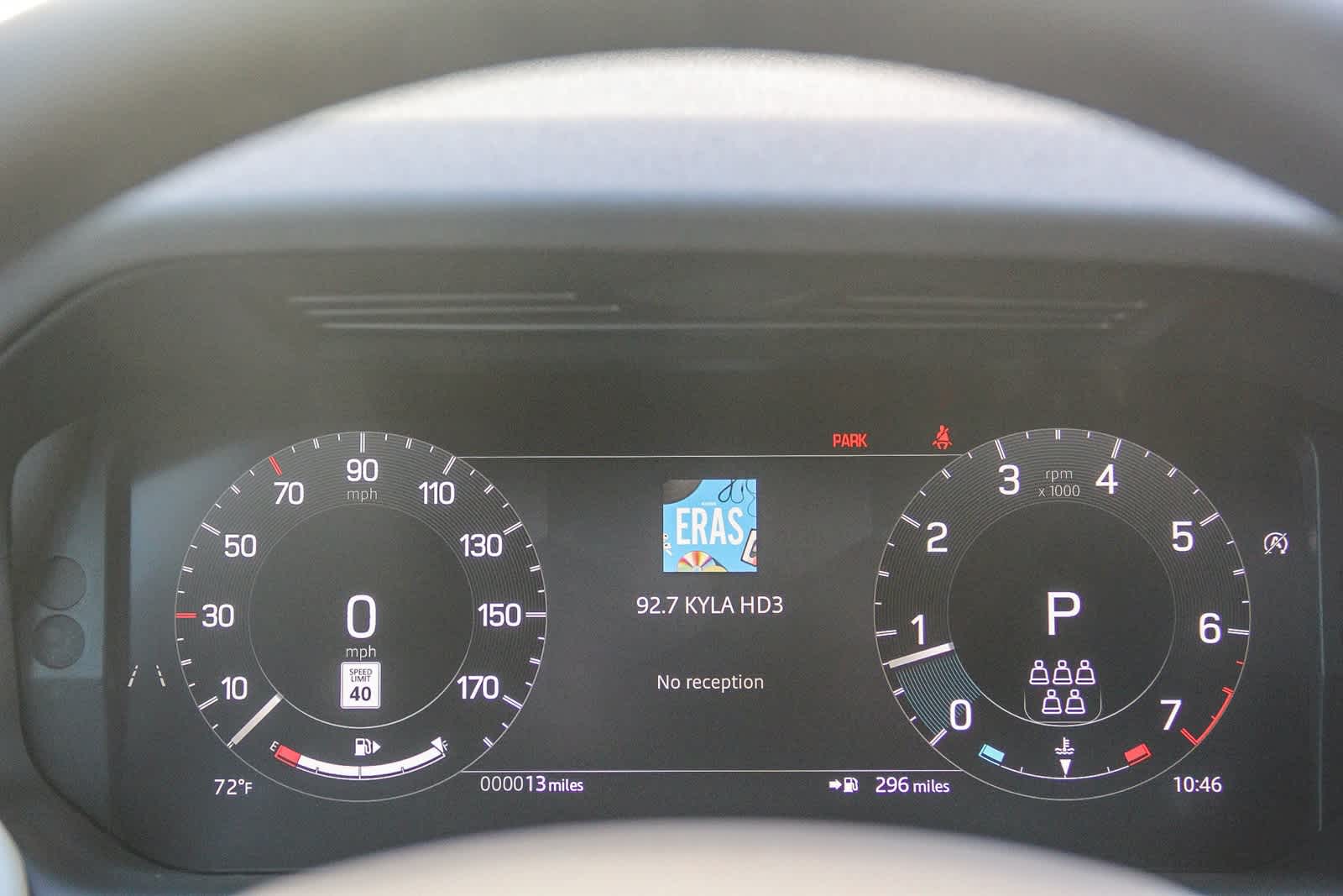 Thumbnail: 2025 Land Rover Discovery Sport - 23