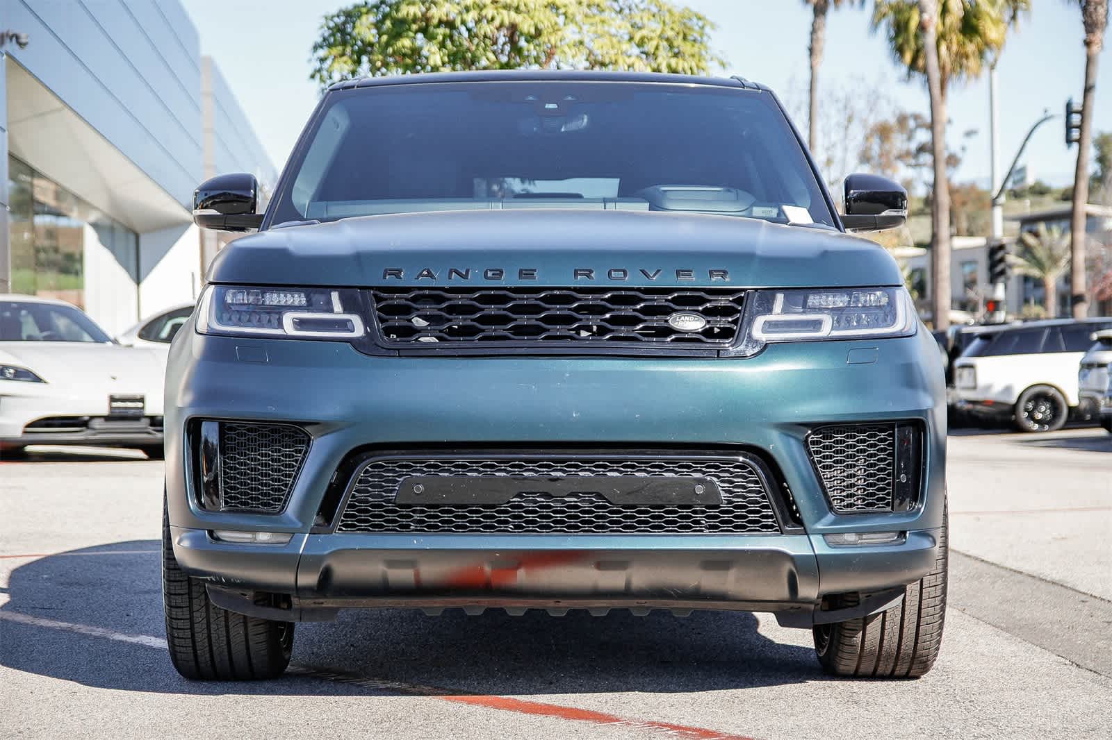 Thumbnail: 2020 Land Rover Range Rover Sport - 2