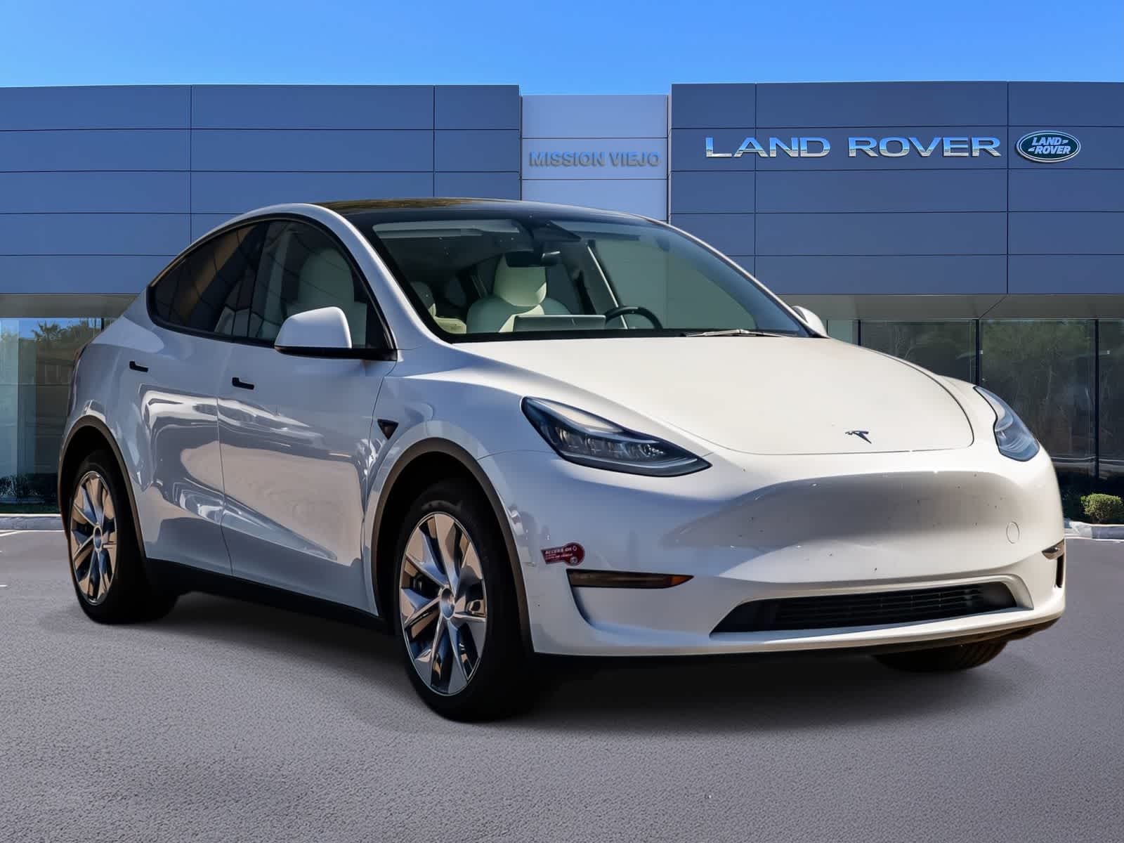 Thumbnail: 2023 Tesla Model Y - 3