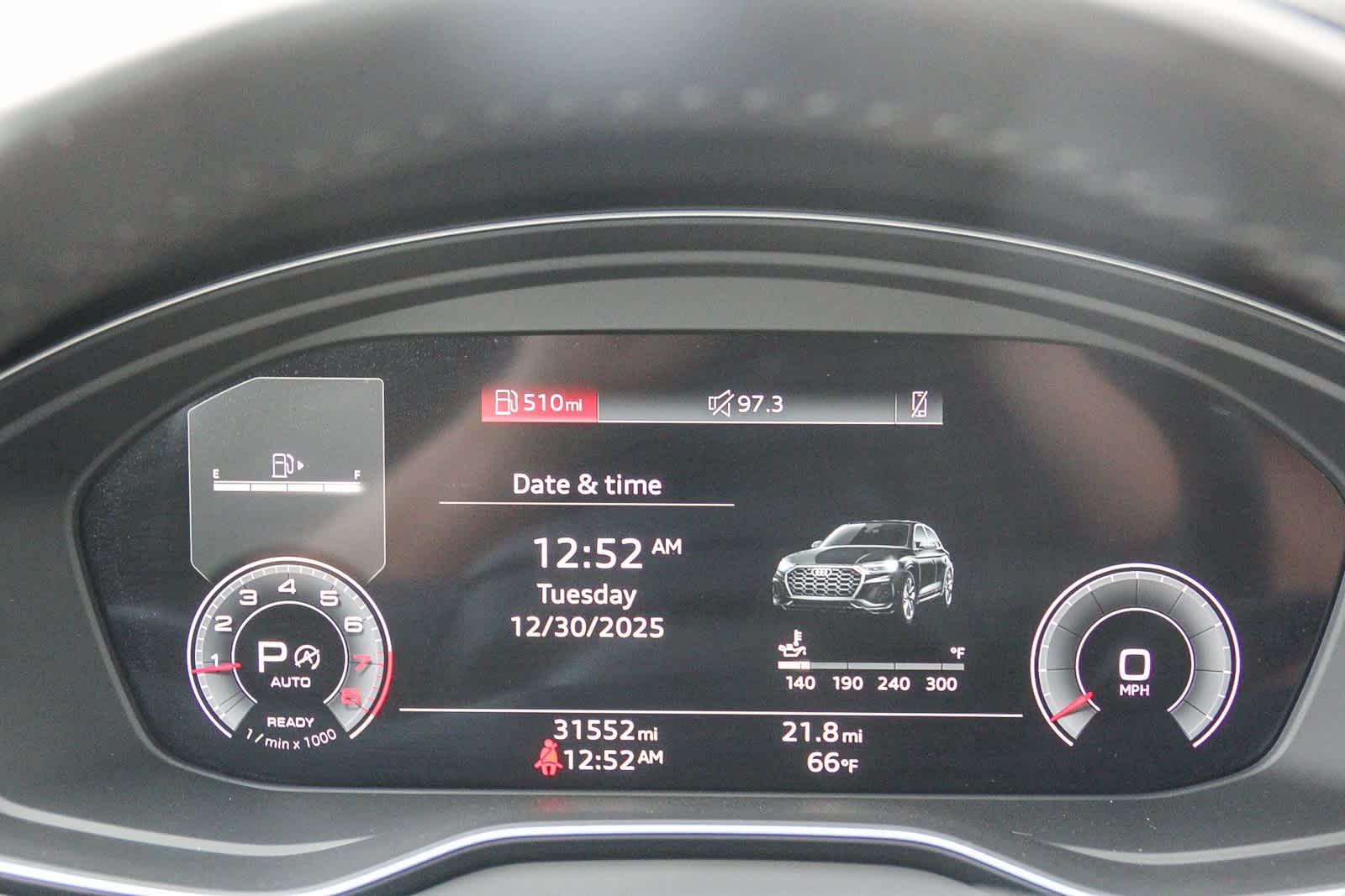 Thumbnail: 2023 Audi Q5 - 25