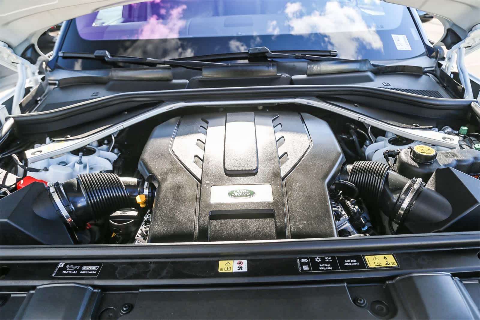 Thumbnail: 2023 Land Rover Range Rover - 31