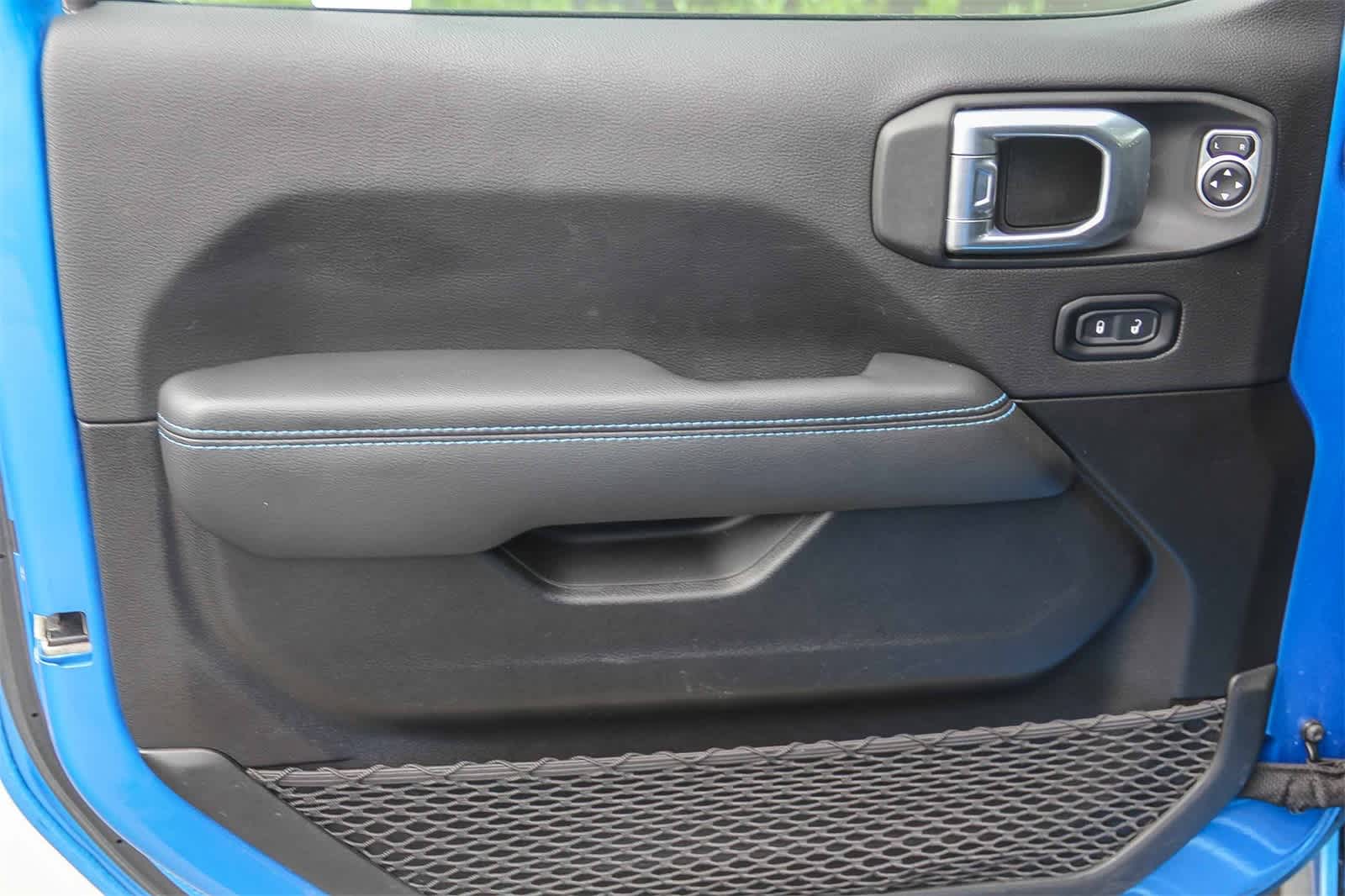 Thumbnail: 2022 Jeep Wrangler - 14