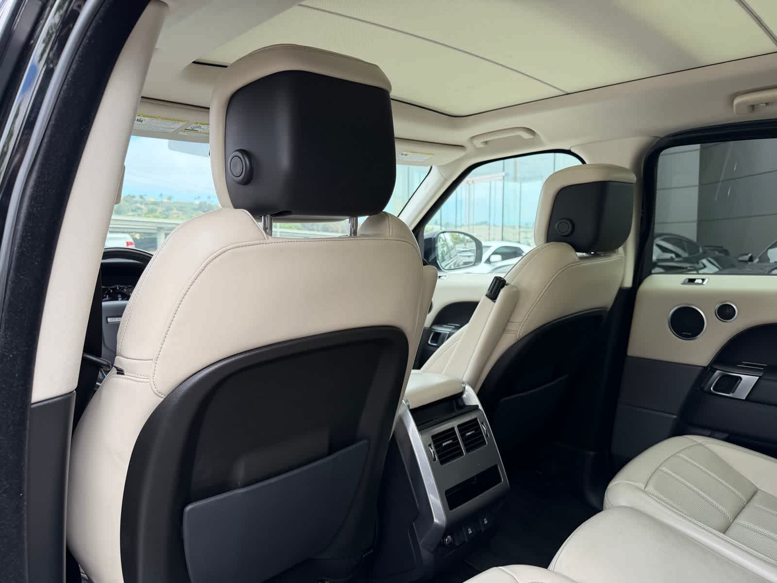 Thumbnail: 2019 Land Rover Range Rover Sport - 12