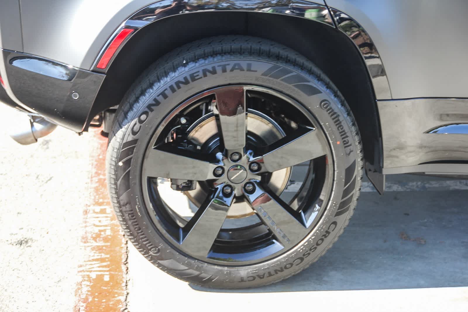 Thumbnail: 2026 Land Rover Defender - 8