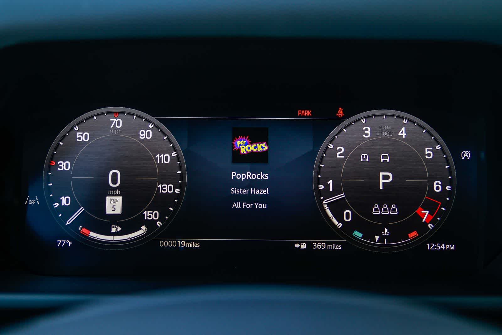 Thumbnail: 2026 Land Rover Defender - 25