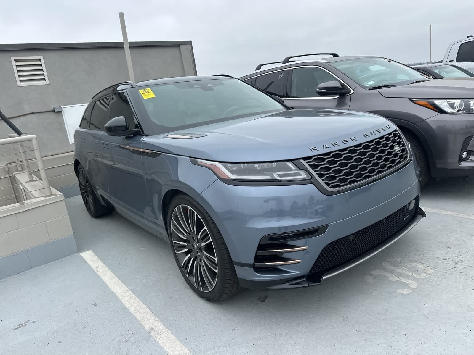 Thumbnail: 2023 Land Rover Range Rover Velar - 3