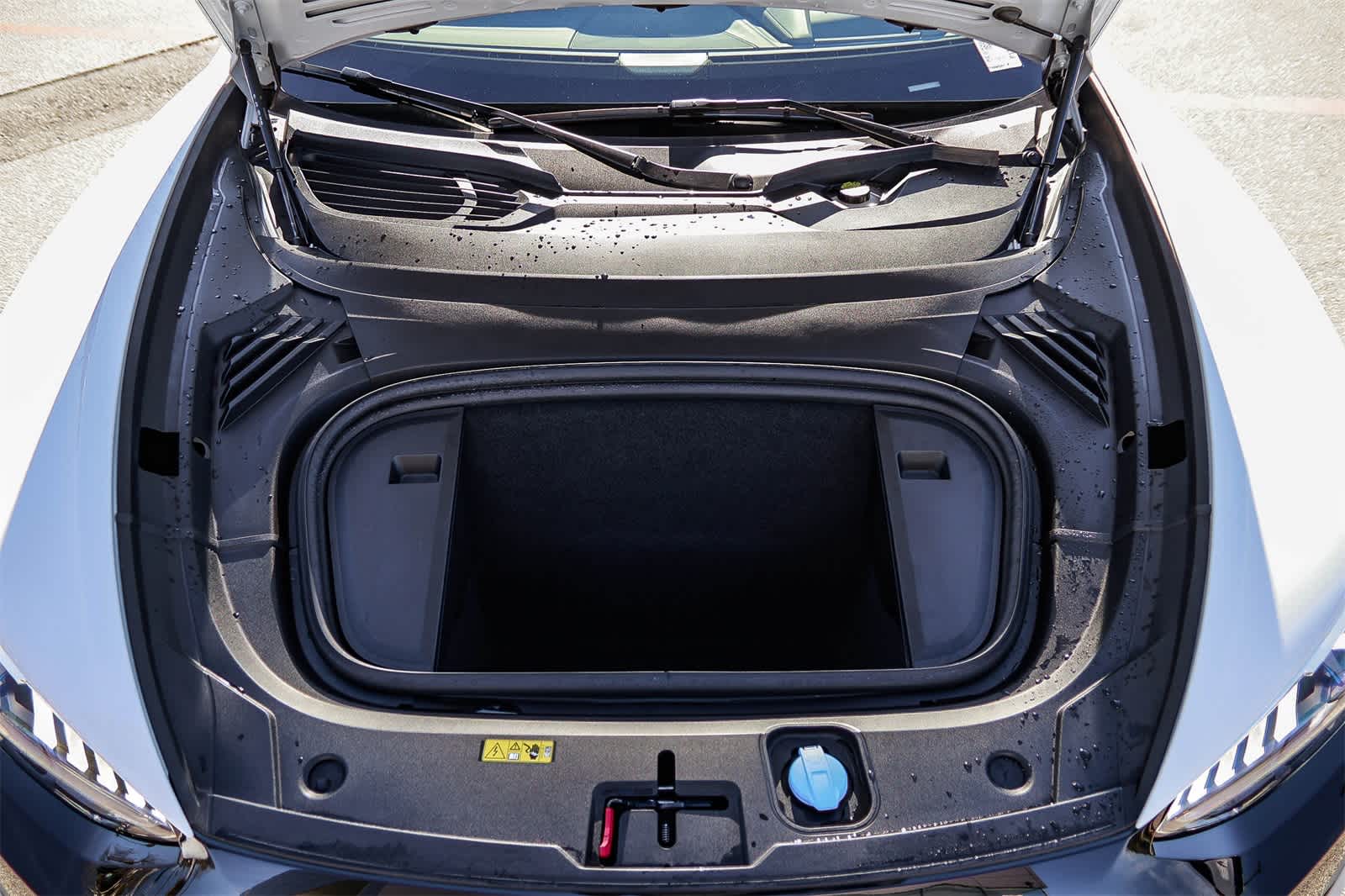 Thumbnail: 2024 Audi RS e-tron GT - 32