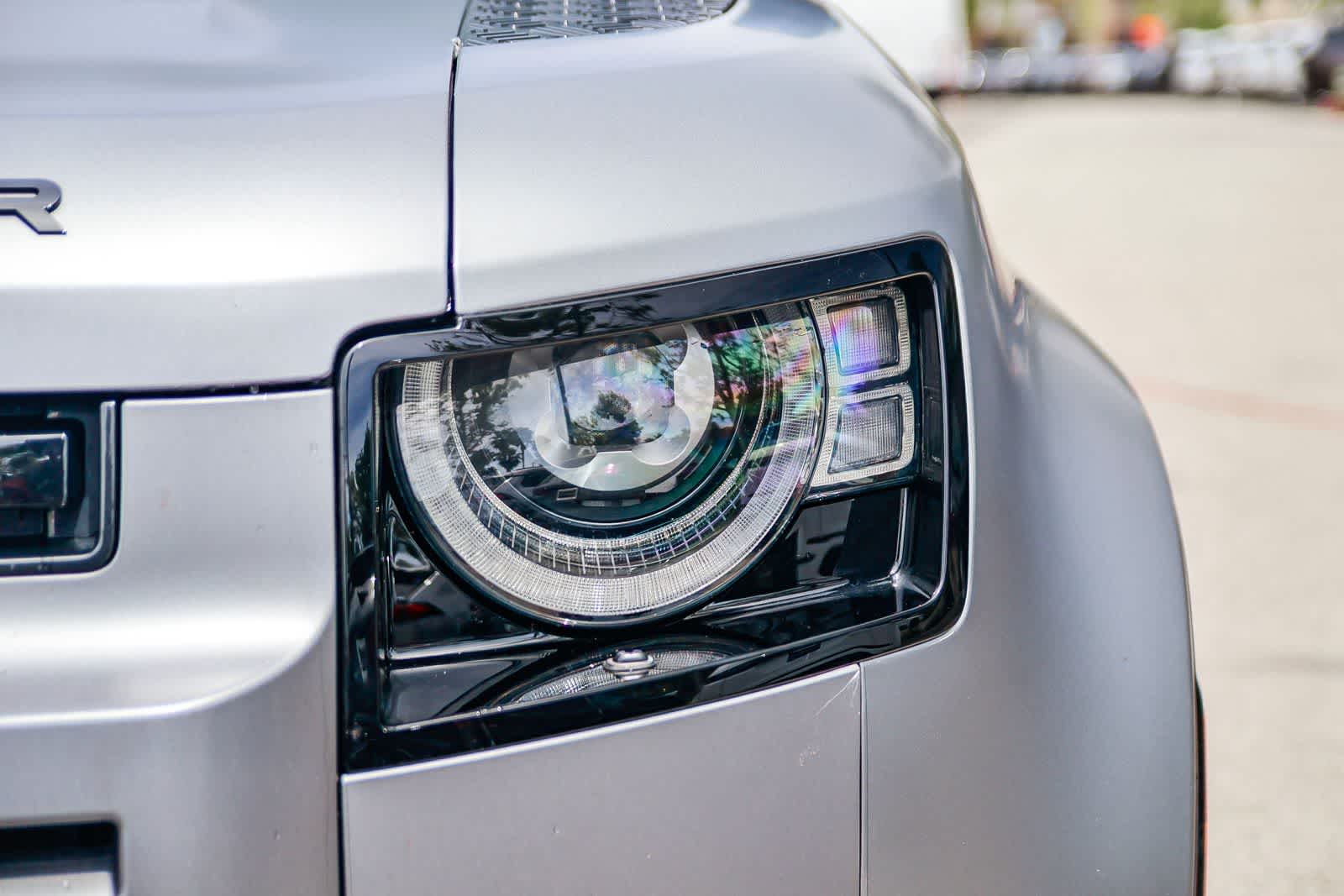 Thumbnail: 2023 Land Rover Defender - 10