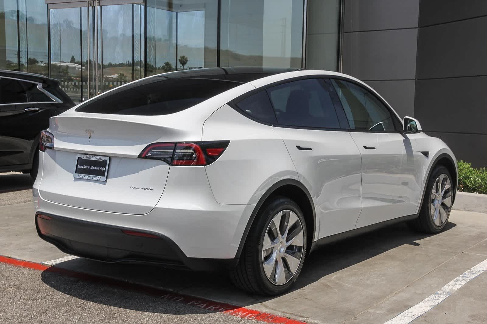 2023 Tesla Model Y Long Range 6